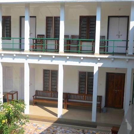 Arya Homestay Bougain Villa Gokarna  Exterior photo