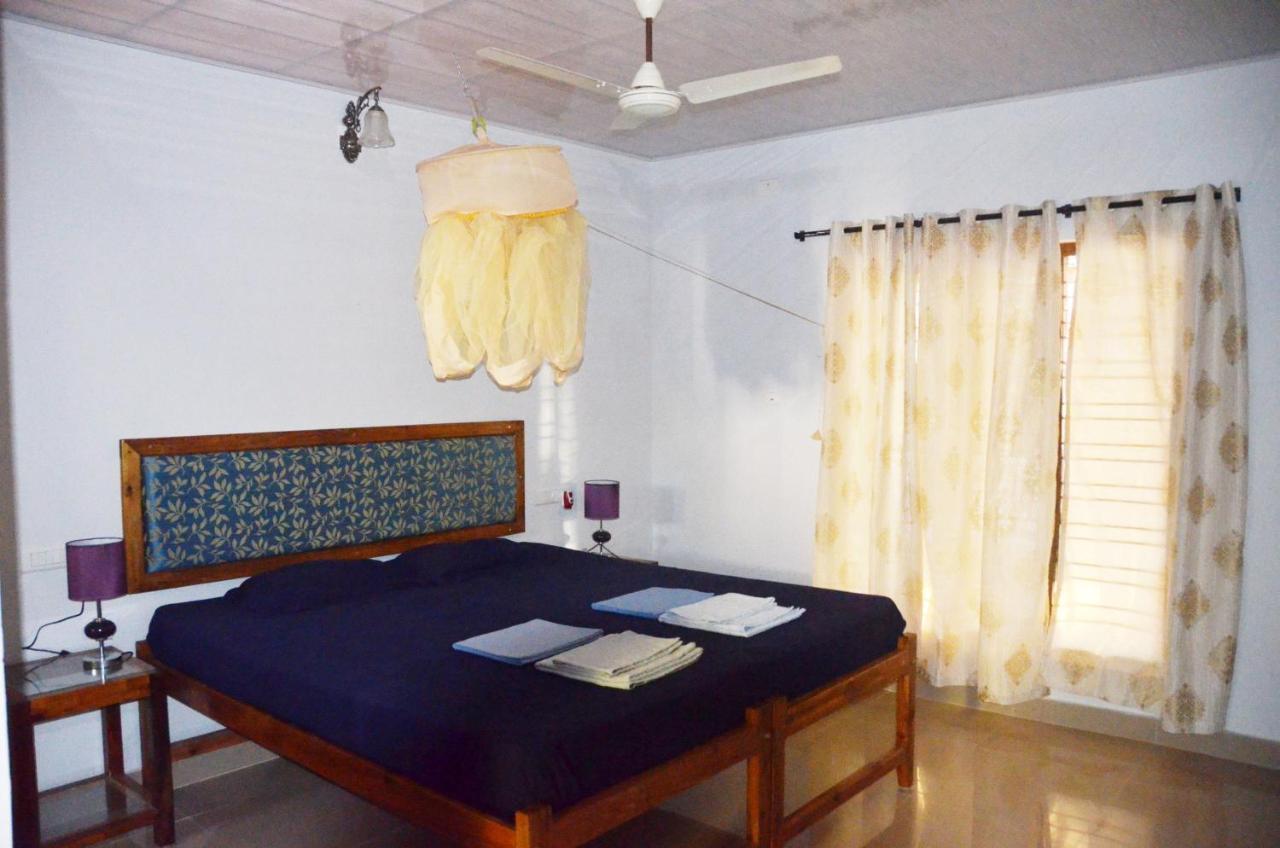 Arya Homestay Bougain Villa Gokarna  Exterior photo